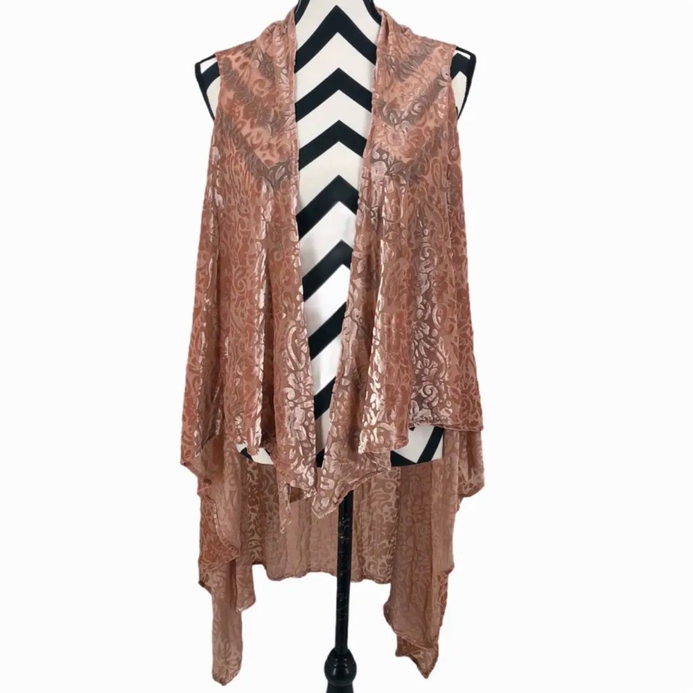 Elizabeth Gillett Sleeveless Duster/vest